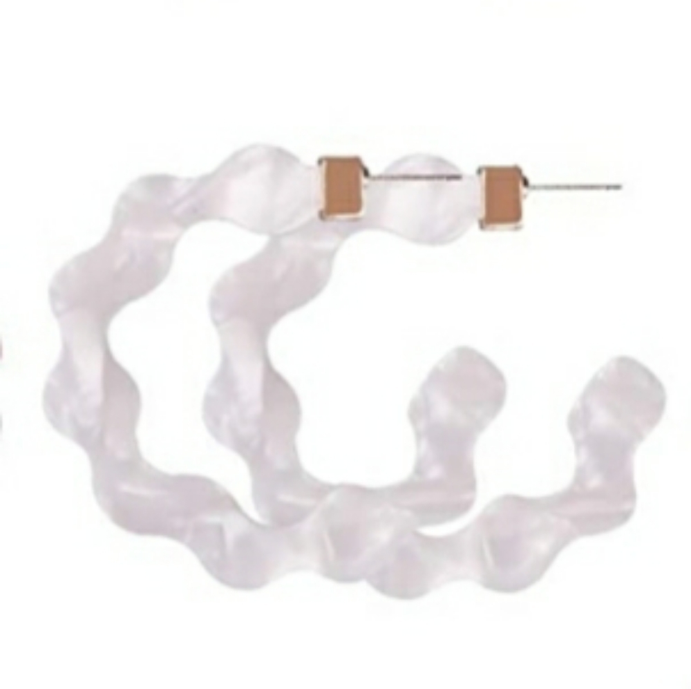 White Wavy Hoops Resin Earrings Preppy Boho Bride Neutral Classic Chic Basic NEW